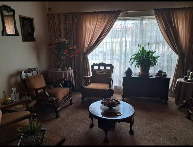 3 BEDROOM HOUSE FOR SALE IN KRUGERSDORP WEST